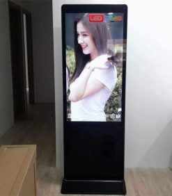 Màn hình quảng cáo LCD chân đứng 49 inch usb