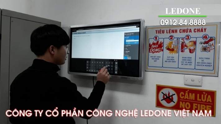 Có nên mua màn hình lcd cảm ứng giá rẻ?  