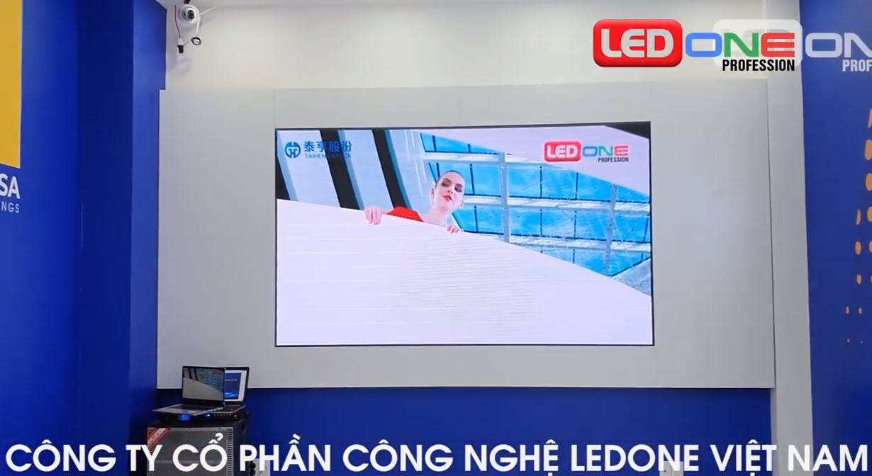 Lắp đặt màn hình LED P3 tại Hưng Thịnh Holdings  