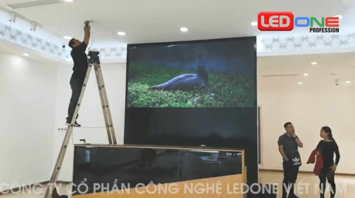 Thi công màn hình Led P2.5 Thời trang NEM Hải Phòng  