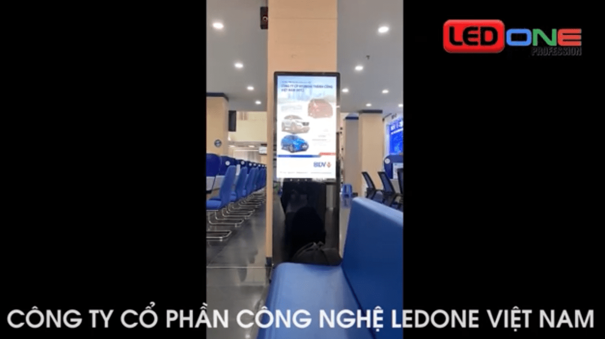 Thi công màn hình quảng cáo chân đứng 43 inch tại BIDV Tây Ninh  