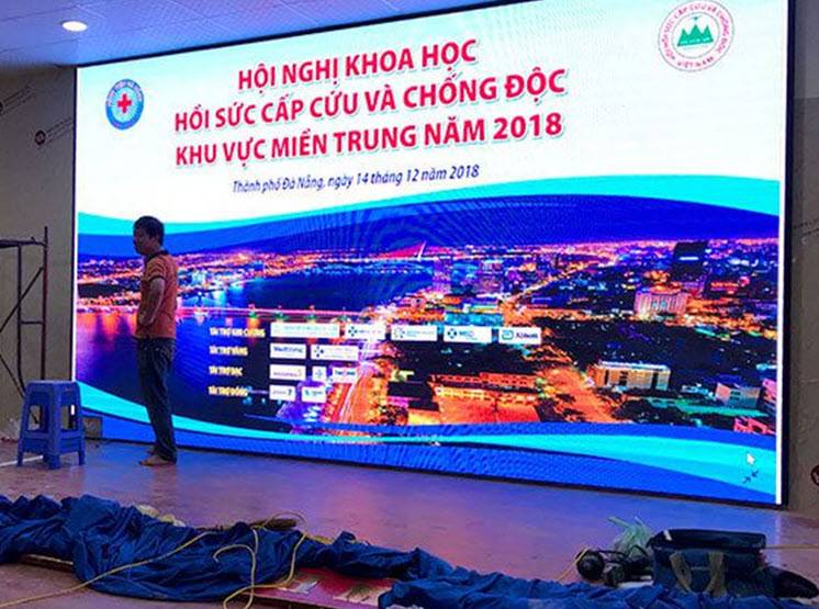 Ưu điểm màn hình led trường đại học  