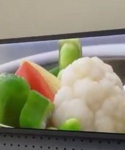 man-hinh-quang-cao-lcd-dang-dai-treo-tuong-anh-1