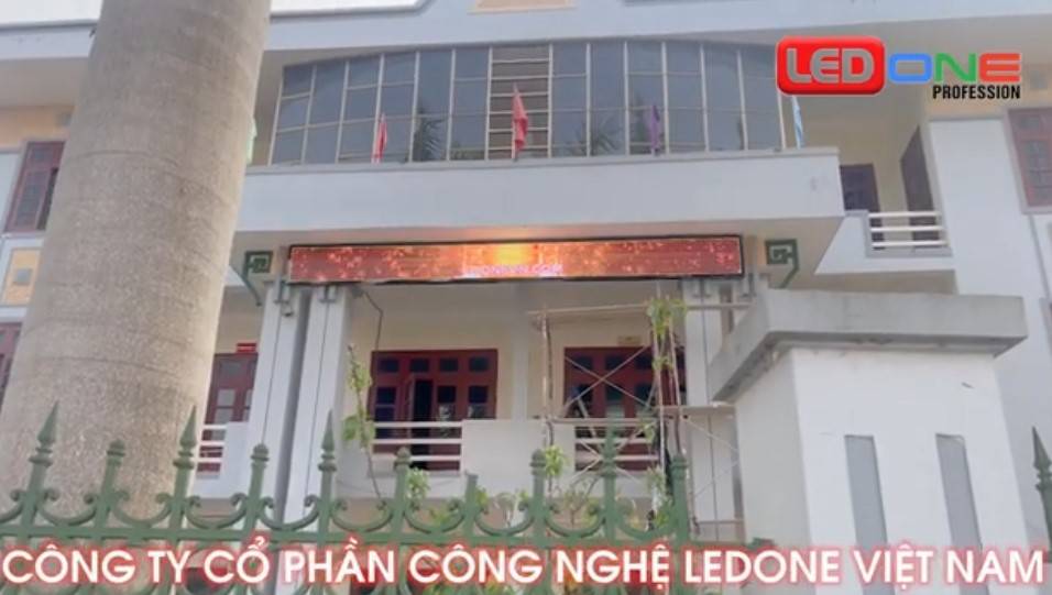 Thi công màn hình LED P5 ngoài trời tại Trung tâm Việc làm tỉnh Sơn La  